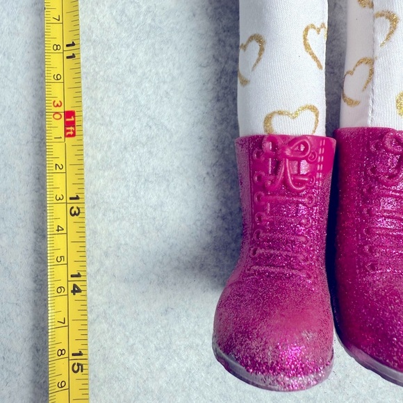 Glitter Girls doll, 14-inch poseable dolls. - Picture 3 of 8